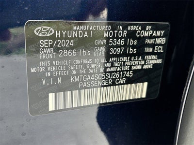 2025 Genesis G80 2.5T