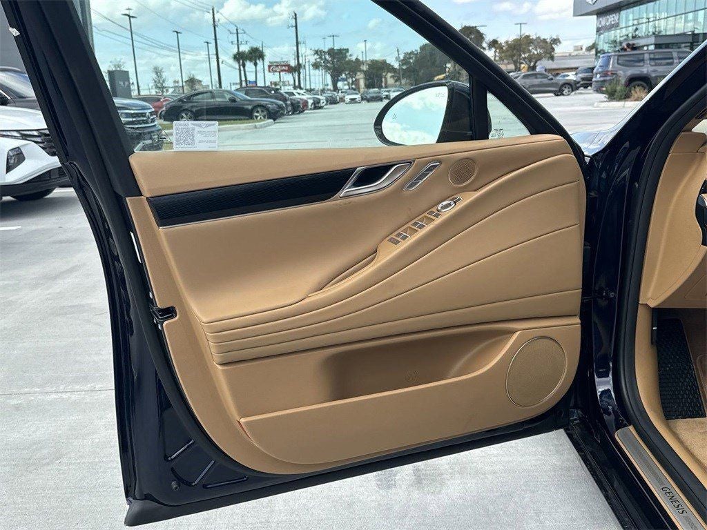 2025 Genesis G80 2.5T