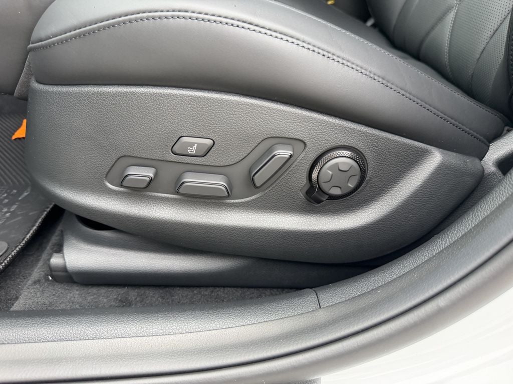 2027 Genesis G80 3.5T Prestige Black