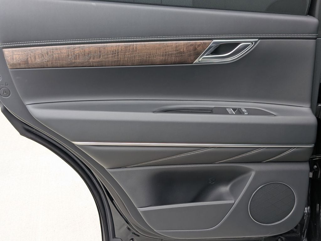 2026 Genesis GV80 2.5T