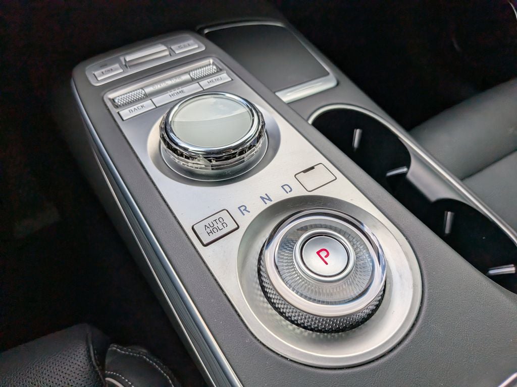 2023 Genesis GV70 2.5T