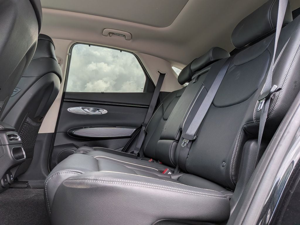 2023 Genesis GV70 2.5T