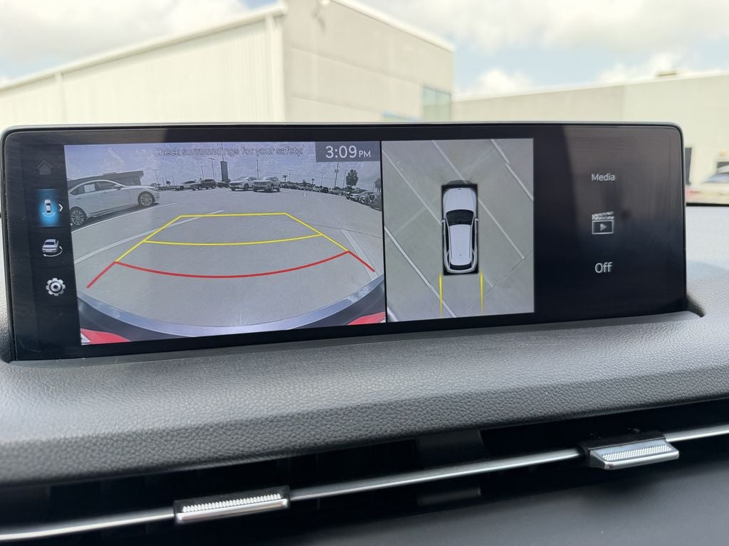 2023 Genesis GV70 2.5T Advanced