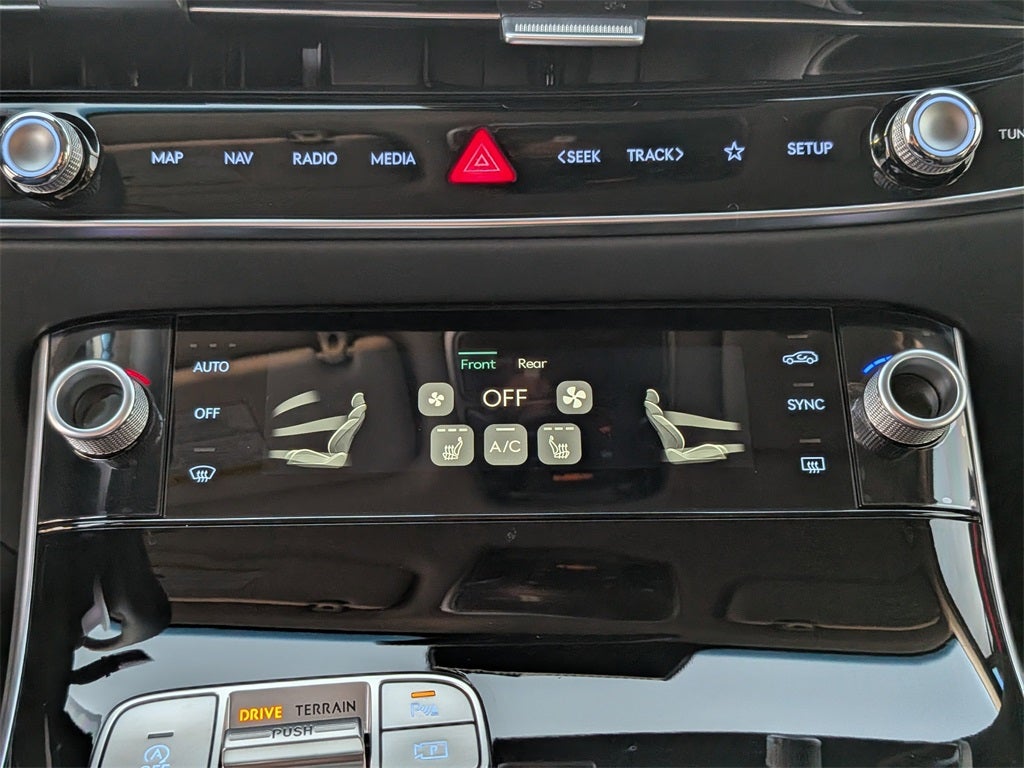 2026 Genesis GV70 2.5T