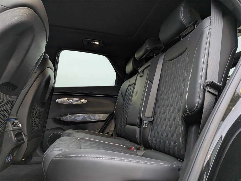 2025 Genesis GV70 3.5T Sport Advanced