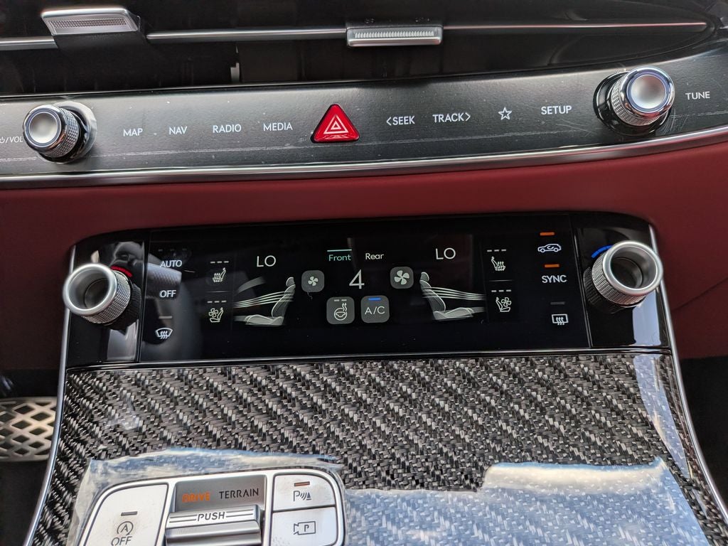 2026 Genesis GV70 3.5T SPORT PRESTIGE