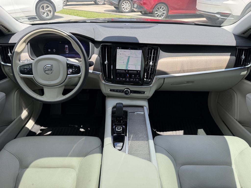 2023 Volvo S90 B6 Plus