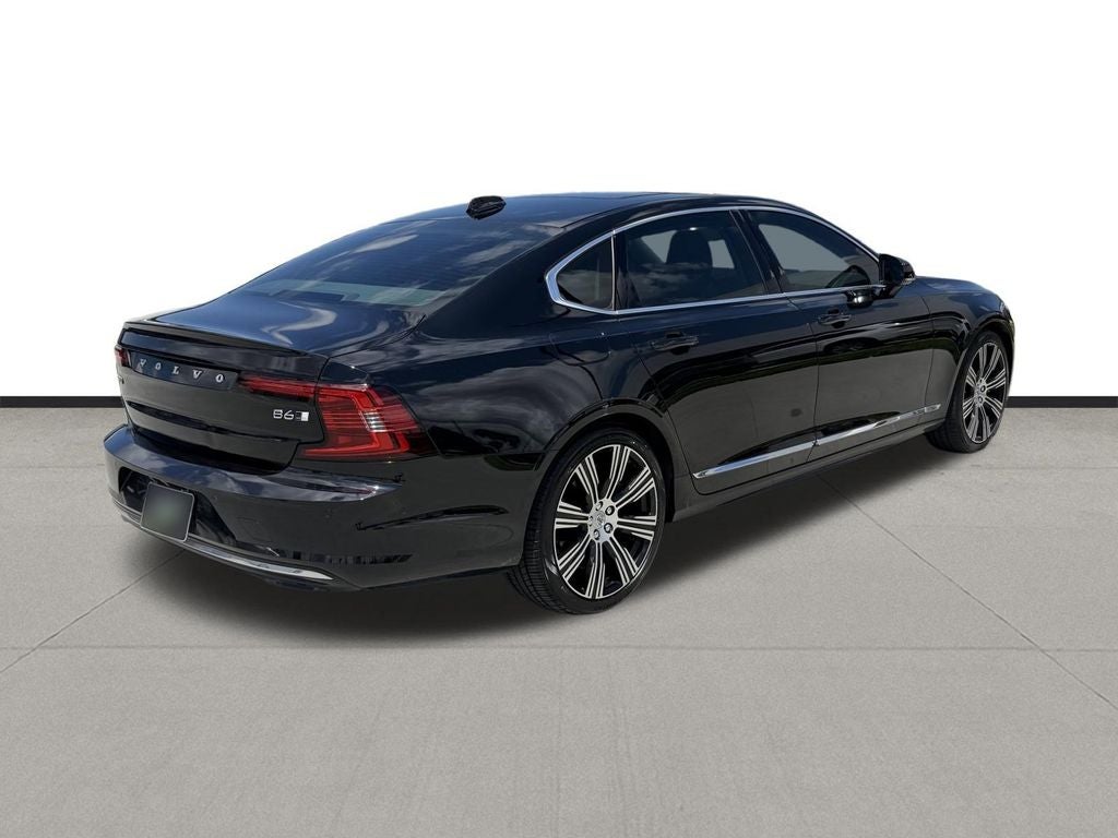 2023 Volvo S90 B6 Plus