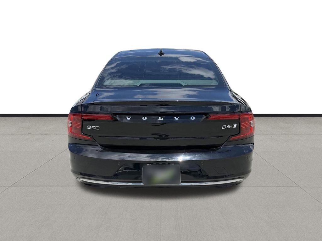 2023 Volvo S90 B6 Plus