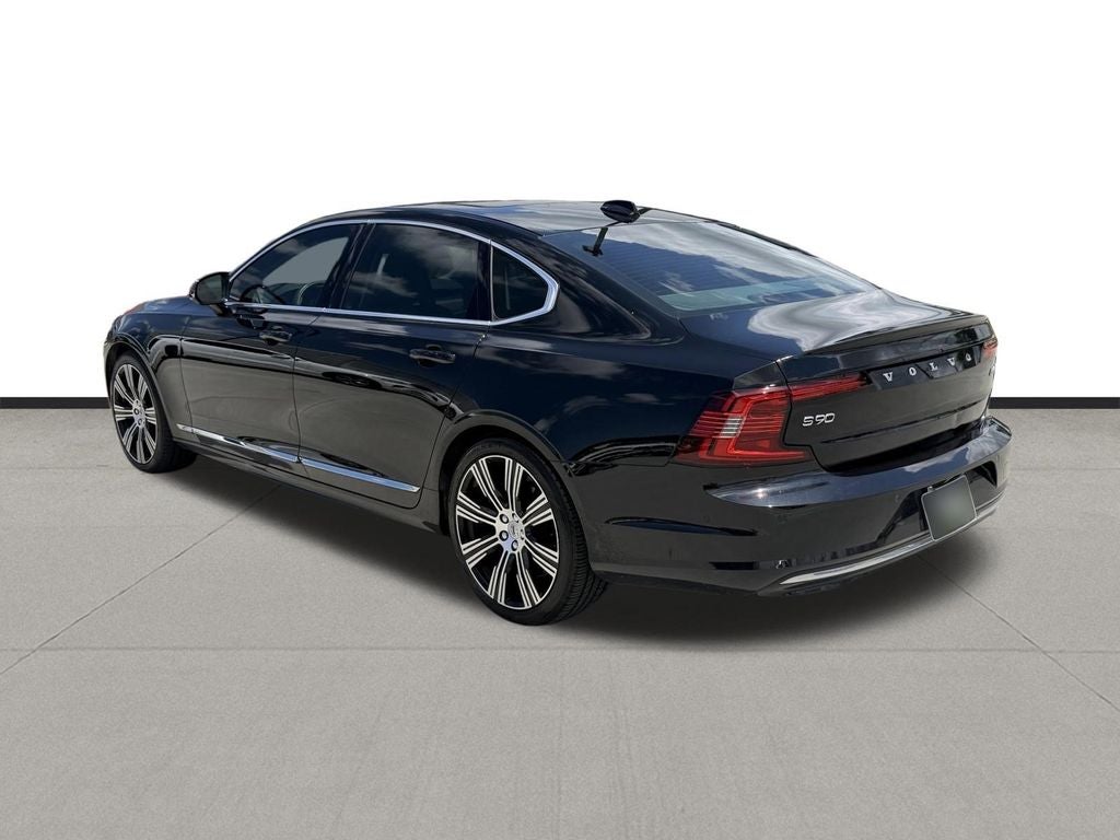 2023 Volvo S90 B6 Plus