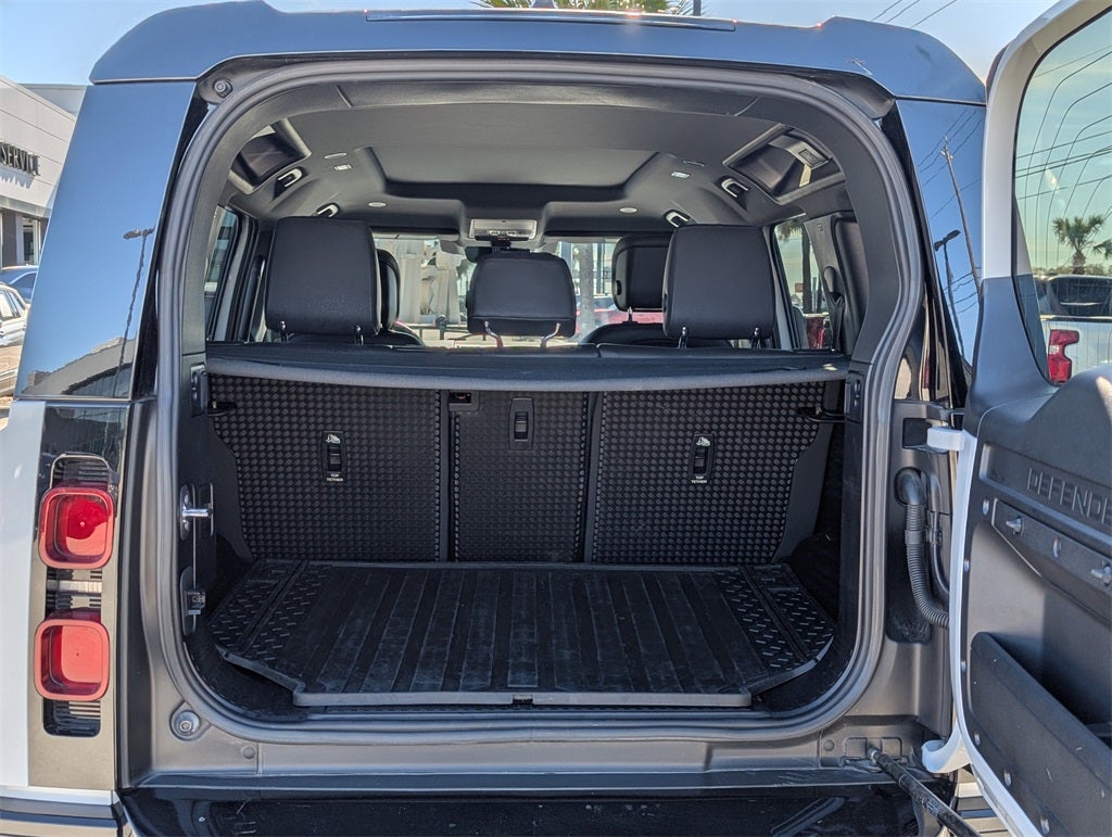 2022 Land Rover Defender 110 X-Dynamic HSE