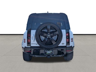 2022 Land Rover Defender 110 X-Dynamic HSE