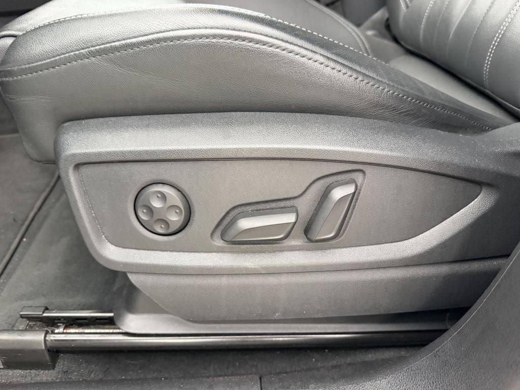 2025 Audi Q5 45 S line Premium quattro