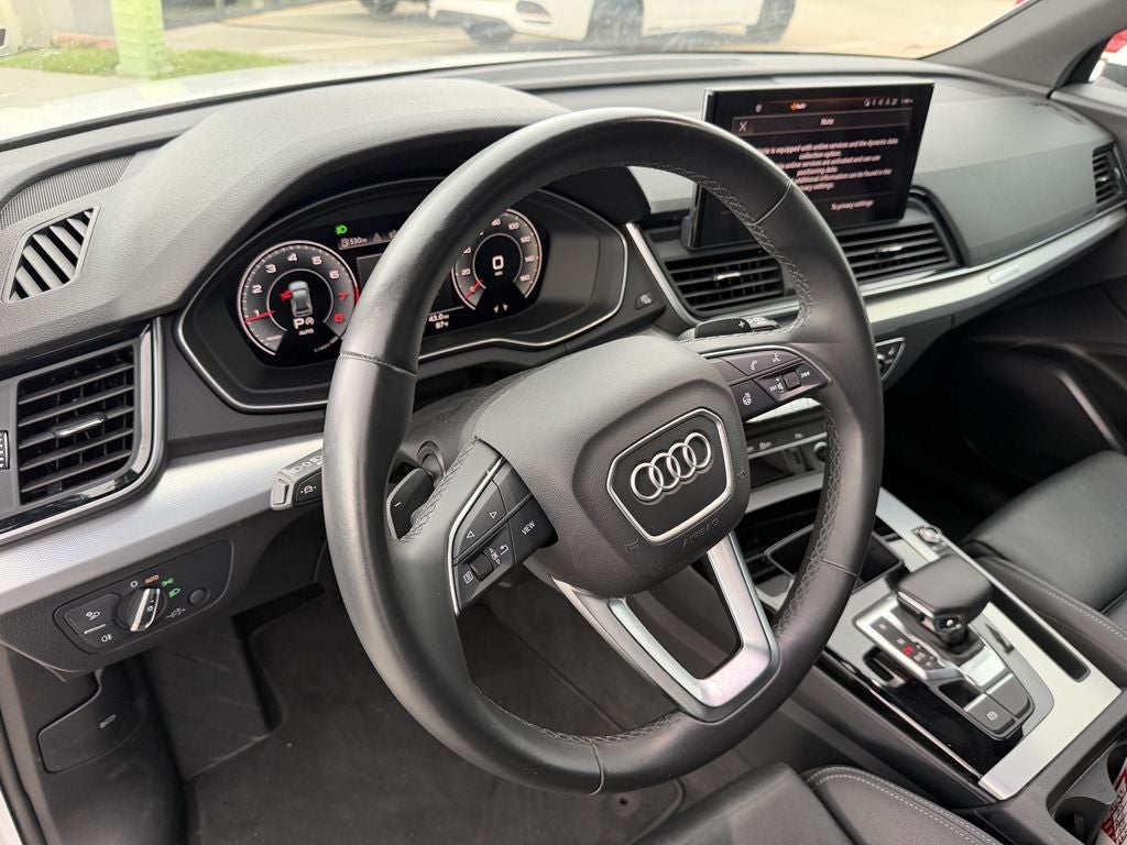 2025 Audi Q5 45 S line Premium quattro