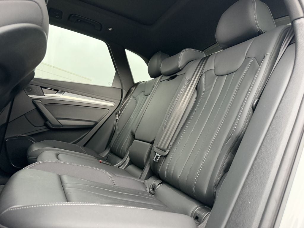 2025 Audi Q5 45 S line Premium quattro