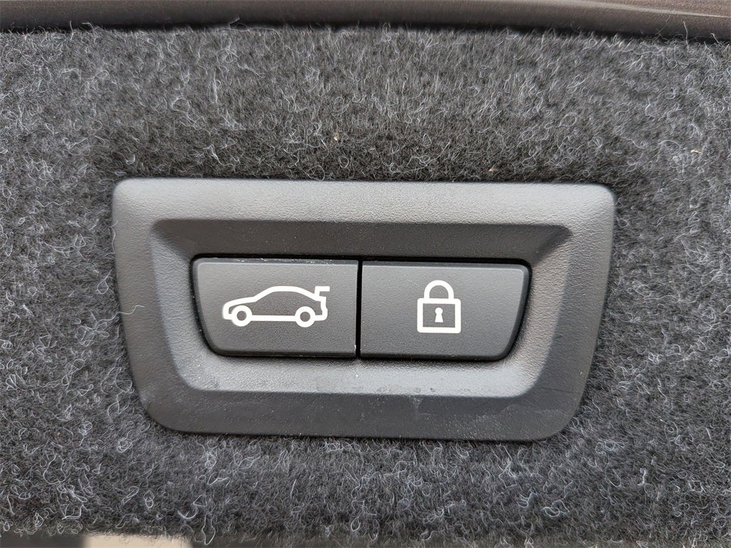 2023 BMW 5 Series M550i xDrive