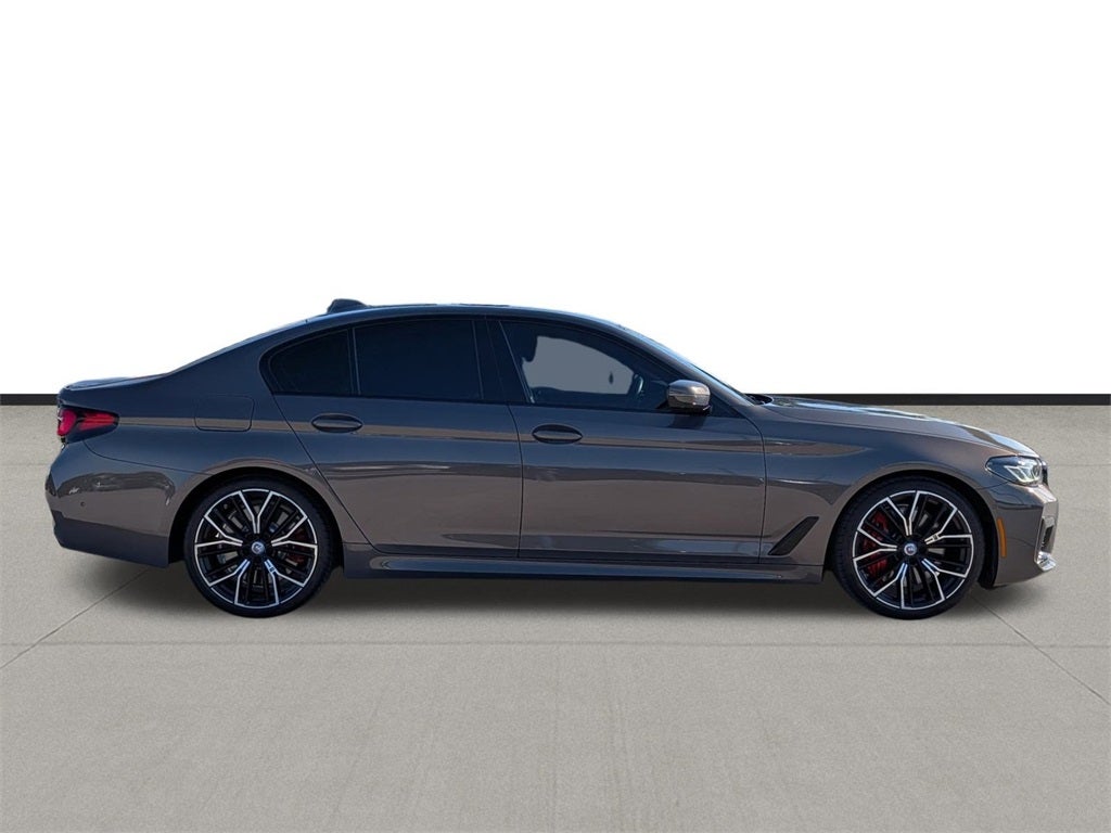 2023 BMW 5 Series M550i xDrive