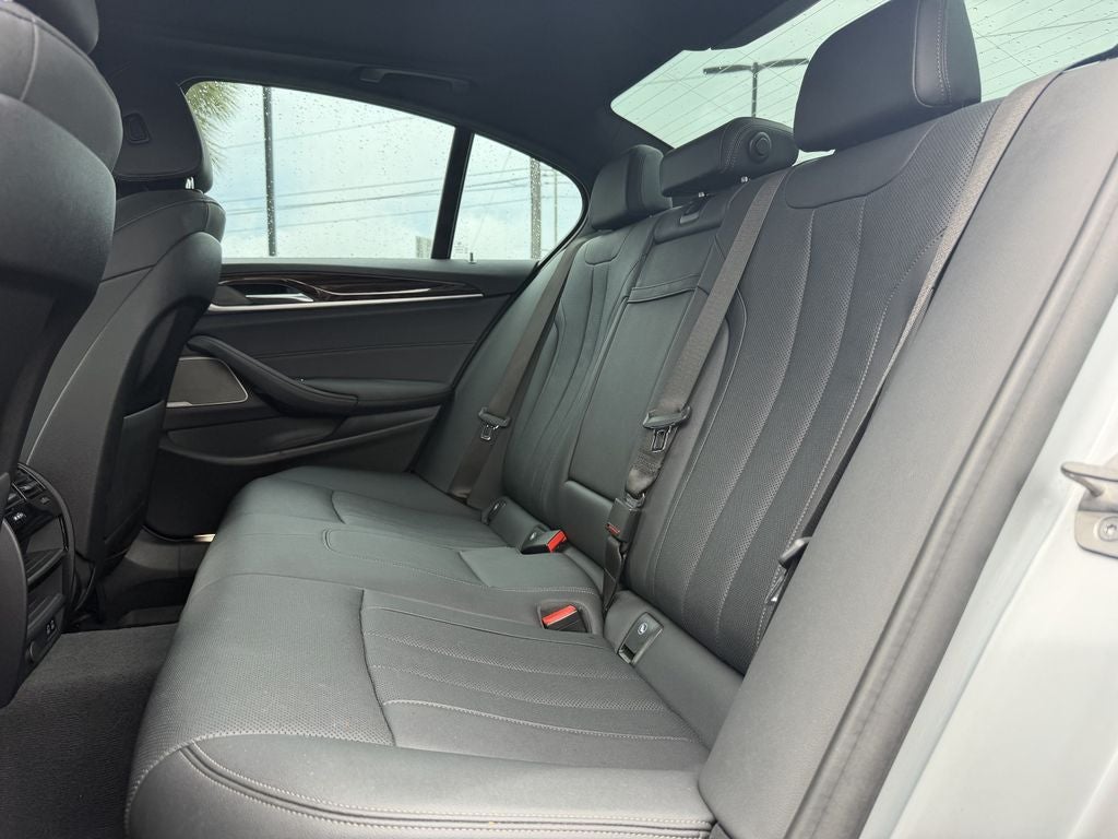 2021 BMW 5 Series 540i