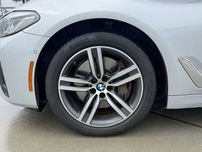 2021 BMW 5 Series 540i