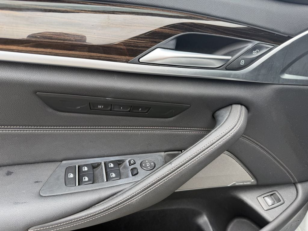2021 BMW 5 Series 540i