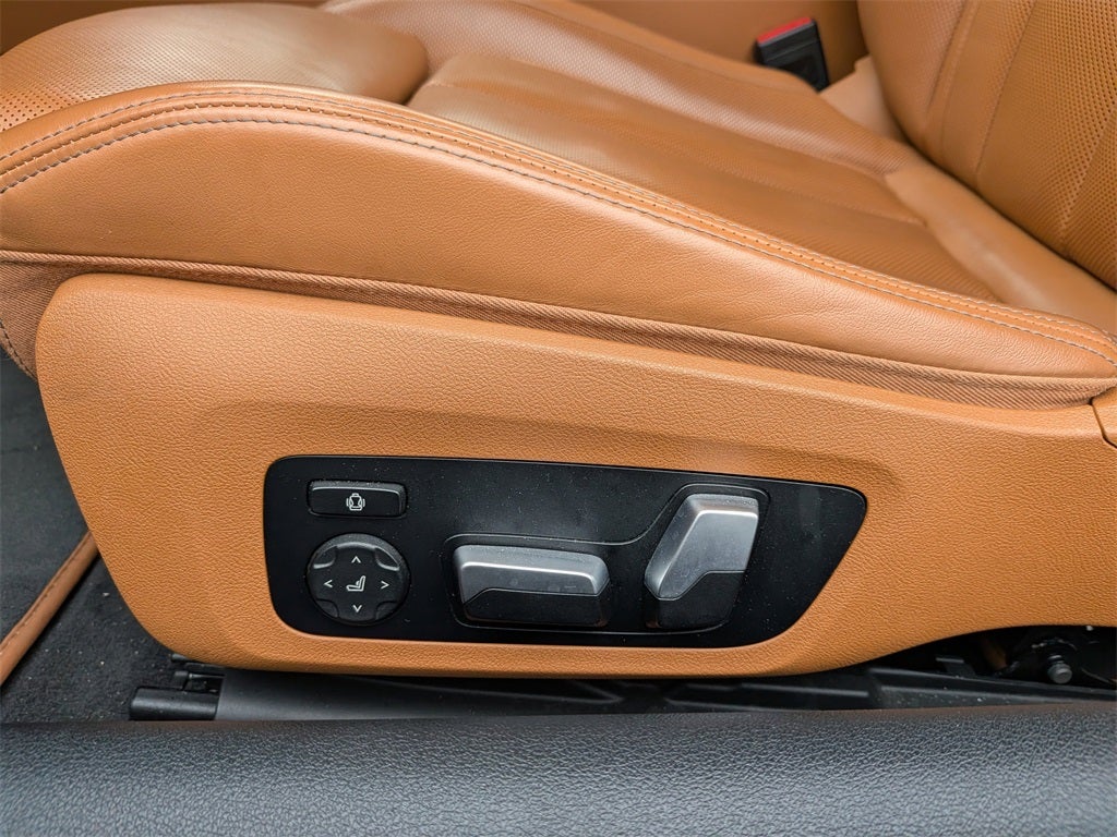 2022 BMW 8 Series 840i