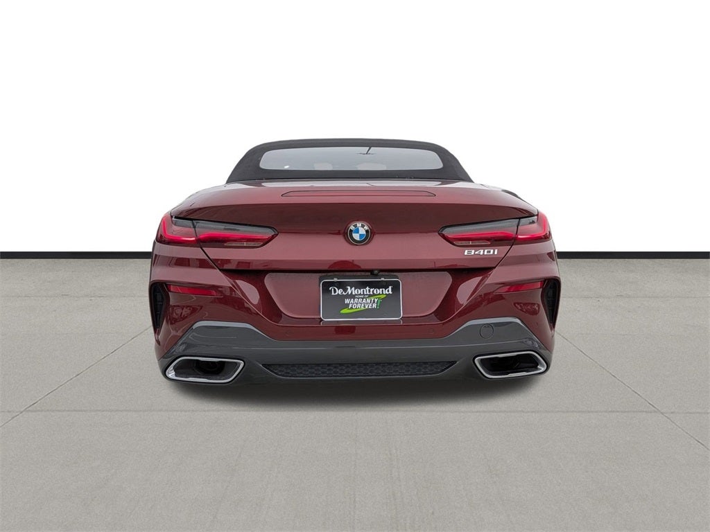 2022 BMW 8 Series 840i