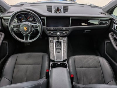2021 Porsche Macan Base