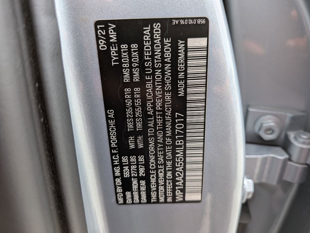 2021 Porsche Macan Base