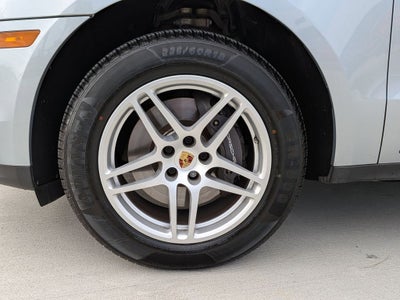 2021 Porsche Macan Base