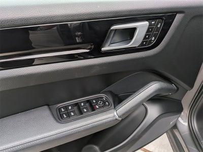 2022 Porsche Cayenne Platinum Edition