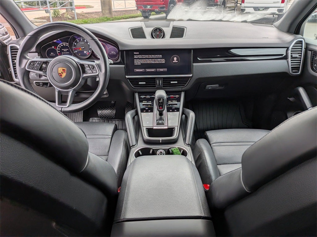 2022 Porsche Cayenne Platinum Edition