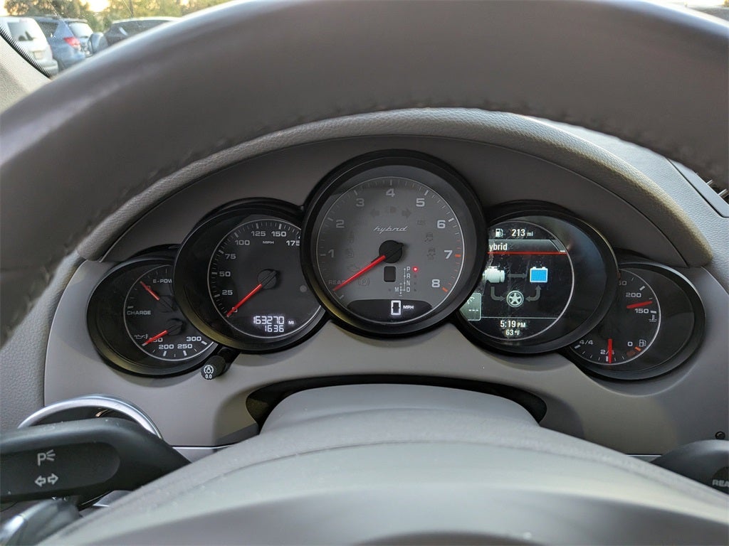 2012 Porsche Cayenne S Hybrid