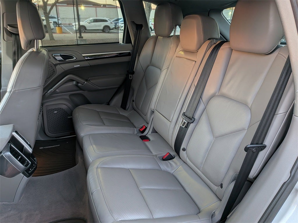 2012 Porsche Cayenne S Hybrid