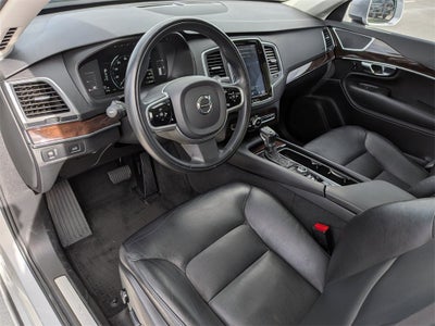 2019 Volvo XC90 T5 Momentum