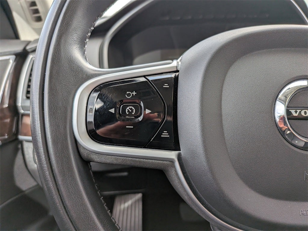 2019 Volvo XC90 T5 Momentum