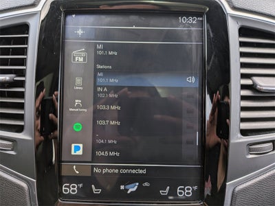 2019 Volvo XC90 T5 Momentum