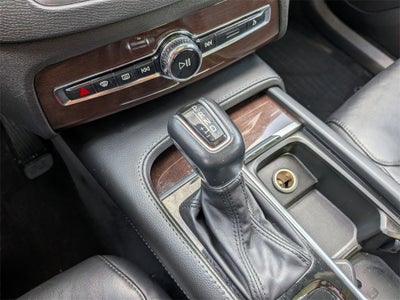 2019 Volvo XC90 T5 Momentum