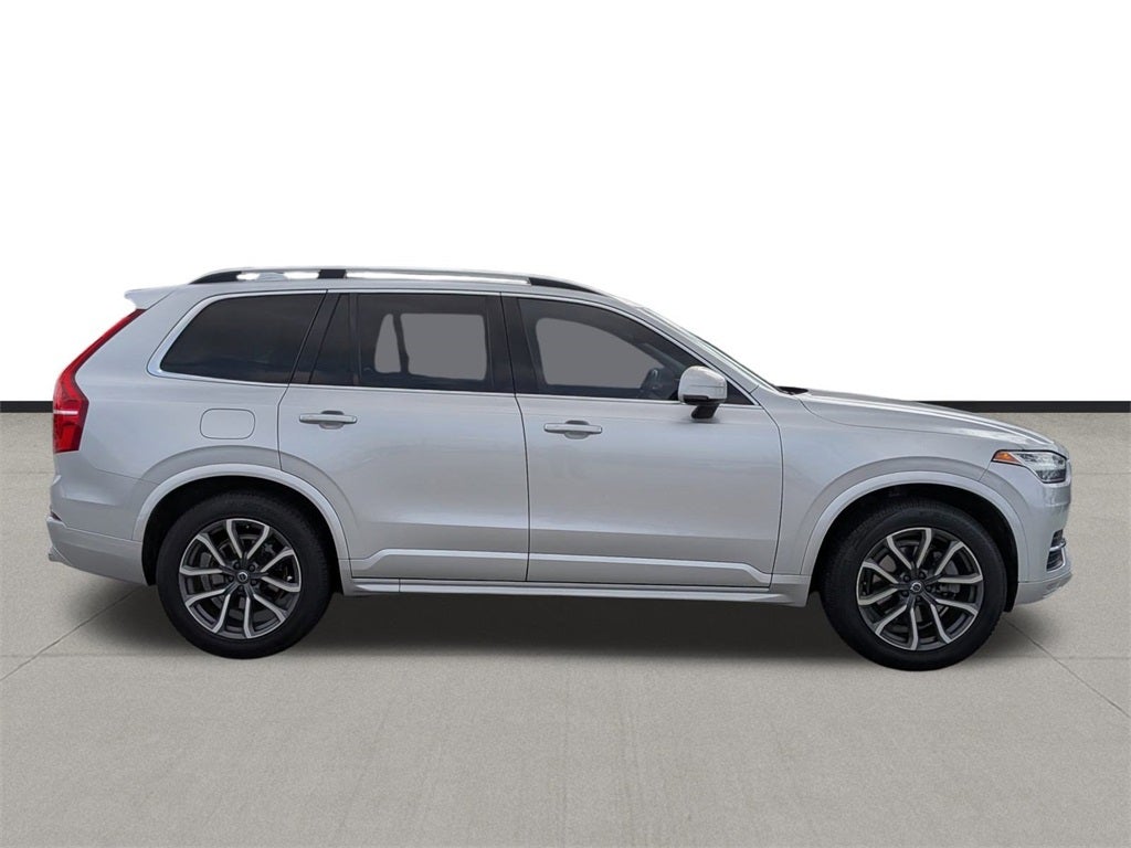 2019 Volvo XC90 T5 Momentum
