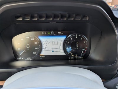 2022 Volvo XC90 T6 Momentum