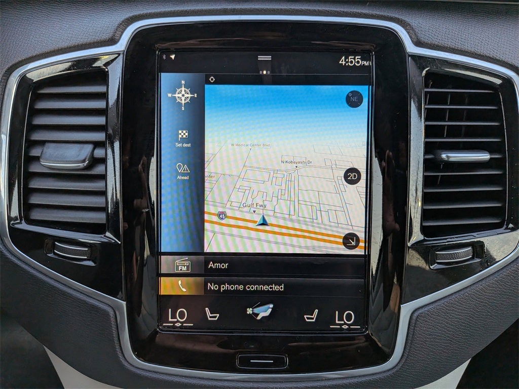 2022 Volvo XC90 T6 Momentum