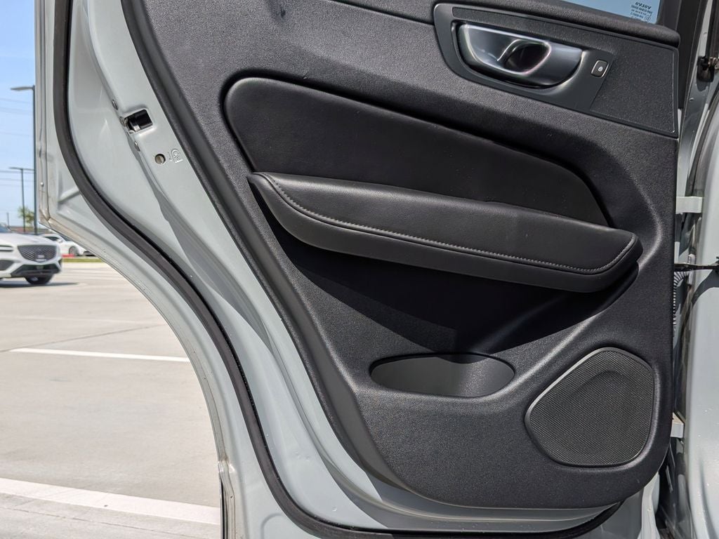 2024 Volvo XC60 B5 Core